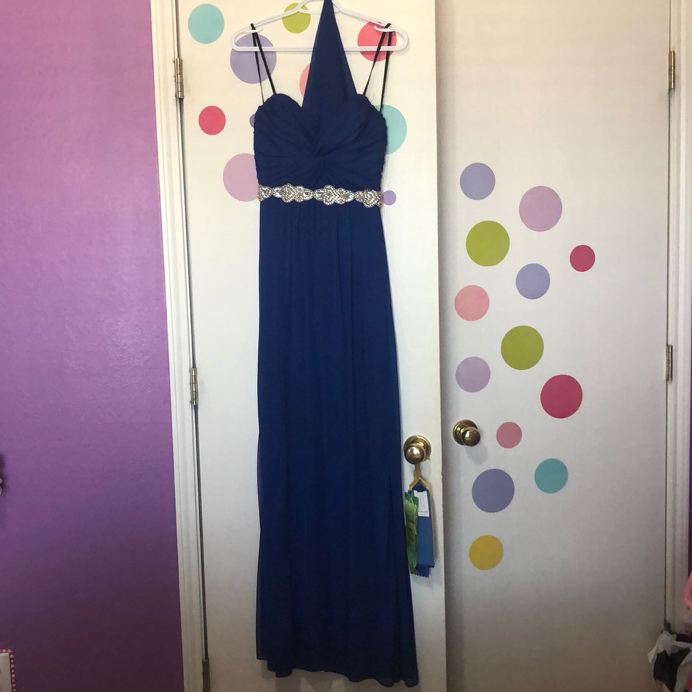 GORGEOUS ROYAL BLUE FORMAL DRESS